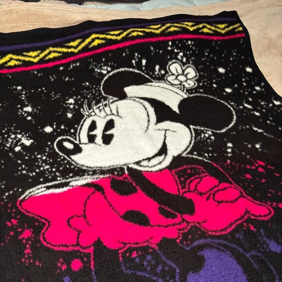 VINTAGE BIEDERLACK MINNIE MOUSE BLANKET pink purple black THROW DISNEY 52” x  68 - Picture 3 of 11